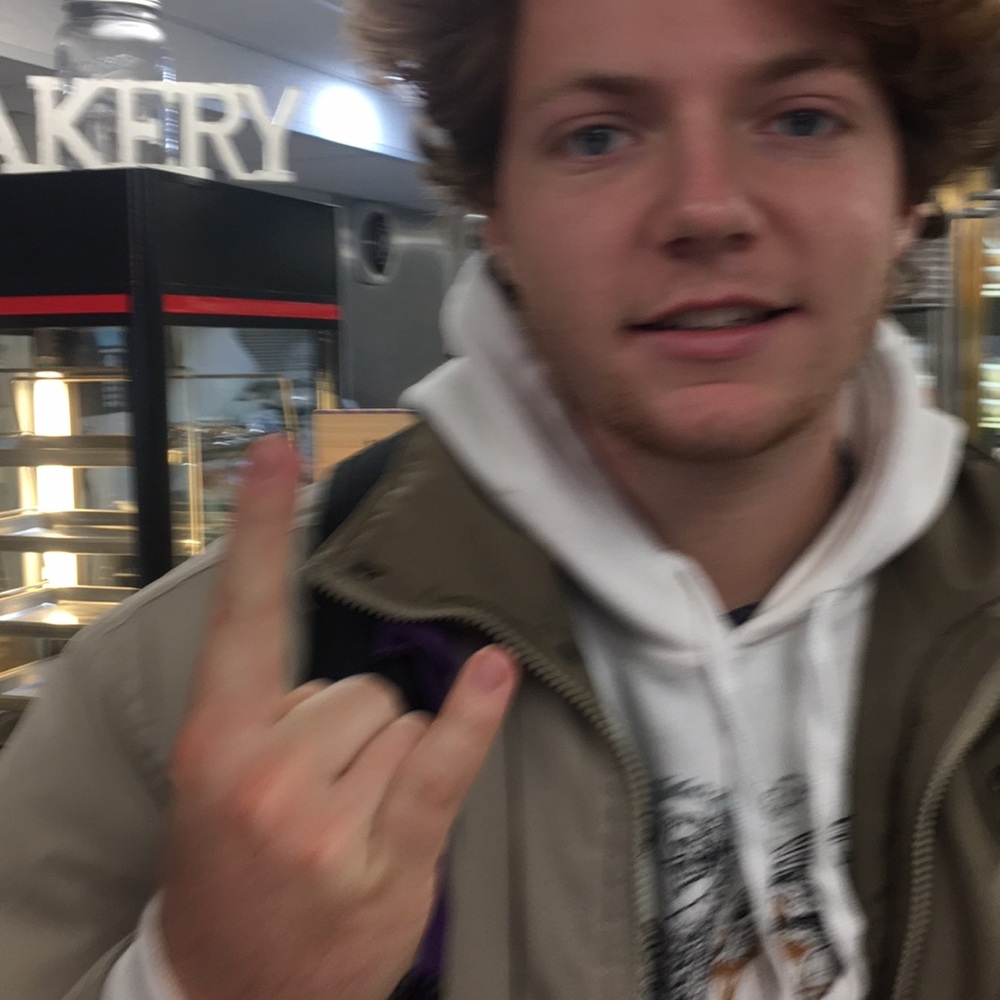 Meet your Posher, Jake